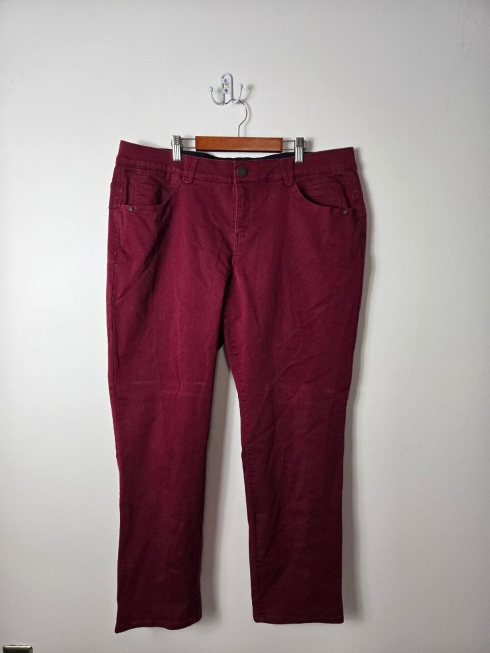 Democracy Size 18W "Ab"solution Mid-Rise Booty Lift Straight Jeans Cranberry Red